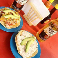 Sayulita Beer Chill food