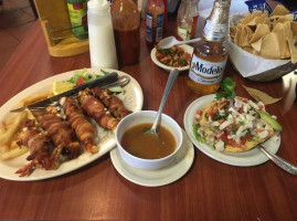 Mariscos La Costa food