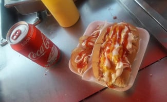 Hot Dogs Las Cachorras food