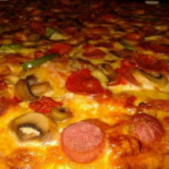 Towers Pizza Nourriture