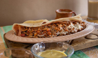 Taquería El Africano food