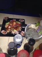 Mariscos El Mayo food