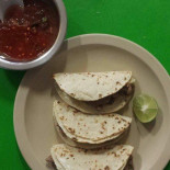 Salsa's El General Comida