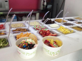 Yogurberry Parque La Colina food