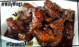 Willy Wings food