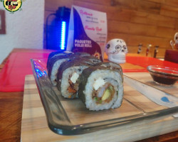 Volei Roll Sushi food