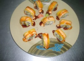 Sushi Johi food