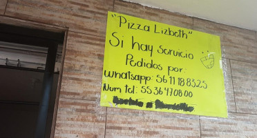 Pizzas Lizbeth inside