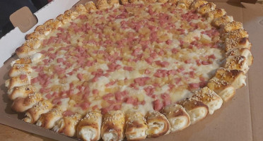 Sheday's Pizza food