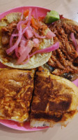 Güero Pibil food