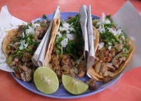 Taqueria Mama Chole food