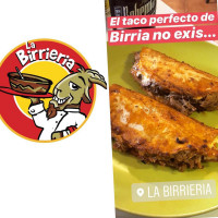 La Birrieria Bosques food