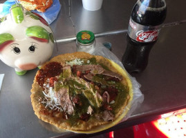 Los Tradicionales Sopes De La Romero food