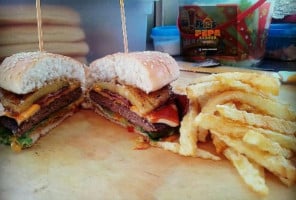 Pepa Burger food