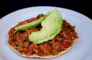 La Tarraya Mariscos food