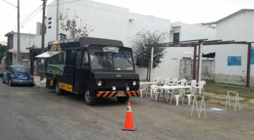 La Camiera Food Truck food