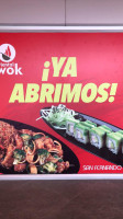 Umai Wok Colima food