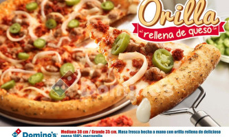 Domino's Pizza Plaza Las Flores Comitán food