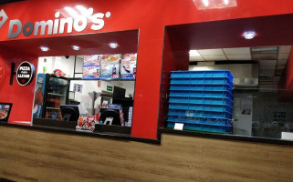 Domino’s Pizza (satélite) food