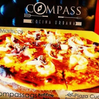 Compass Pan&pizza&burguer food