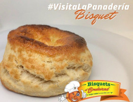 Bisquets El Boulevard food