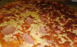 Yummy Pizzas Juchitan food