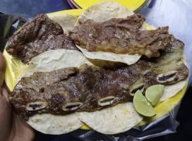 Taqueria El Manotas food