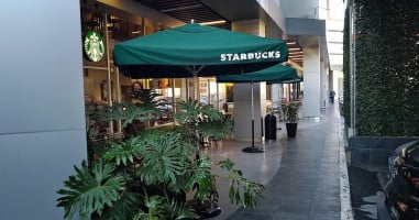 Starbucks Interlomas inside