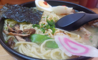 The Mama Ramen food