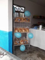 Pescaderia El Ancla food