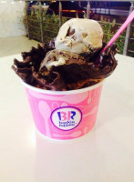 Baskin Robbins food