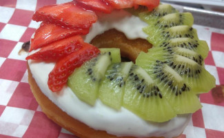 Munchin Donuts Cancun food