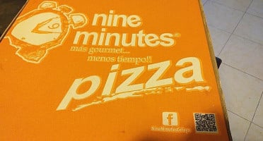 Nine Minutes Pizza Olivos outside