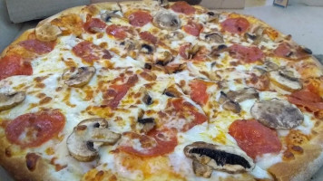 Domino's Chetumal Iii food