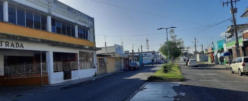 Ceviches Y Cocteleria Quirino food