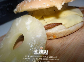 Sr. Burger food