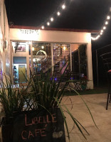 Libelle Cafe outside