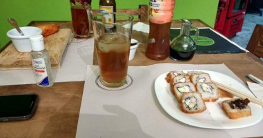 Boto Sushi House food