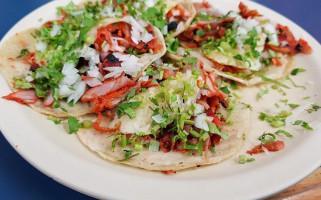 Taquería Erendira food