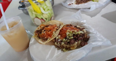 -taqueria Compa Layo food