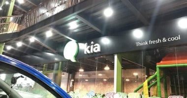 Kia Sushi Malecon outside