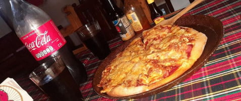 El Zarzo Pizzas inside