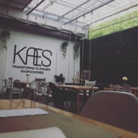 Kaes Café inside