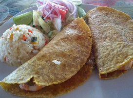 Mariscos El Bick food