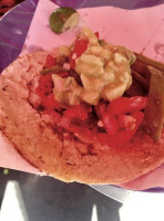 Taquería González food