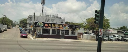 El Habanero Taco Grill Suc. Aeropuerto food