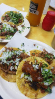 Taqueria La Tapatia food