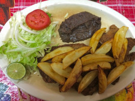 Cafeteria La Aleta food