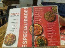 La Brújula Pizza menu