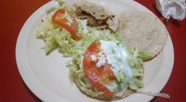 Taqueria El Rincón De Lupita food